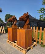 Statue, Horse Heads on Pedestals - 120 cm - Fer