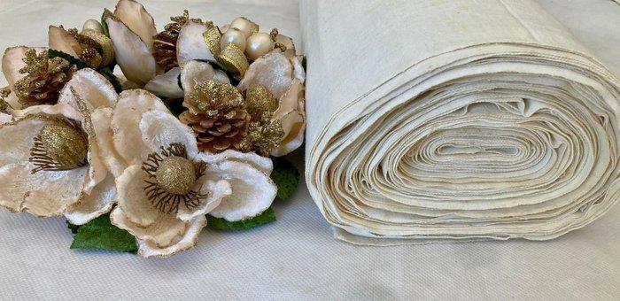 Textiel - 820 cm - 74.5 cm, Antiek en Kunst, Antiek | Tapijten, Tafelkleden en Textiel