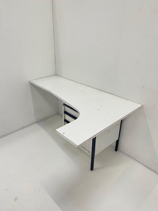 Lips Vago - Bureau - Metaal, Staal, MDF, Laminaat, Antiek en Kunst, Curiosa en Brocante