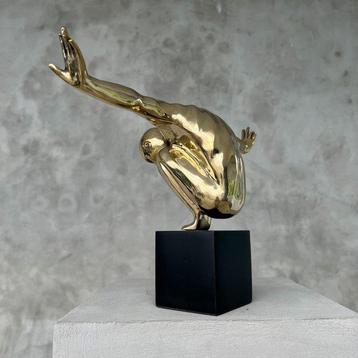 Sculpture, NO RESERVE PRICE - Bronze Statue of an Olympic