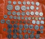 Wereld. Lot of 64 coins of various countries (Zonder