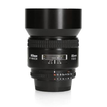 Nikon AF 85mm F1.8 D beschikbaar voor biedingen