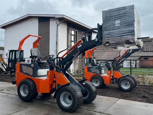 RELLY 1.8D 45PK kniklader 2T Hefvermogen! Eigen gewicht 2,5T, Zakelijke goederen, Machines en Bouw | Kranen en Graafmachines, Wiellader of Shovel