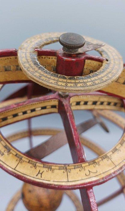 Armillarium - Metaal - 1800-1850, 1850-1900, Antiquités & Art, Antiquités | Autres Antiquités