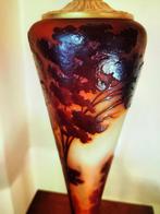 Emile Gallé - Lamp - Glas-in-lood - overgasmond glas, Antiek en Kunst