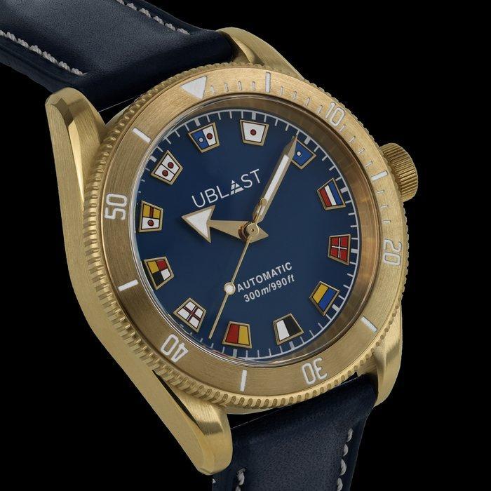 Ublast - Oracle Bronze Ltd. Edition - REF.UBORA40FLBU -, Bijoux, Sacs & Beauté, Montres | Hommes