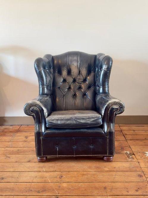 Fauteuil - Leder - Chesterfield oorfauteuil, Antiek en Kunst, Curiosa en Brocante