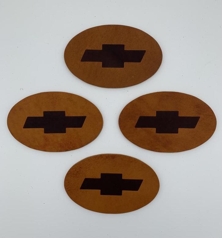 onderzetter chevrolet ovaal / onderzetter leer  in 19, Auto-onderdelen, Overige Auto-onderdelen, Nieuw, Ophalen of Verzenden