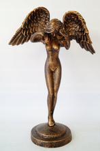 Figure - Female Angel Statue - Fonte