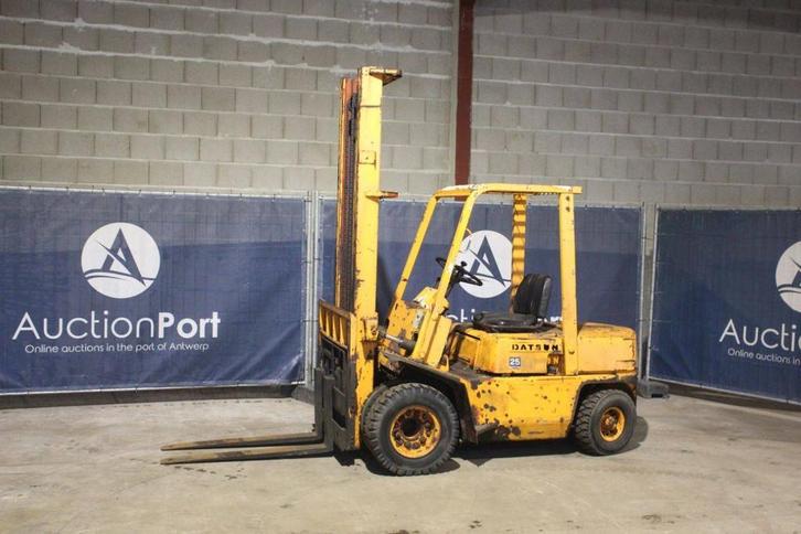 Veiling: Heftruck Datsun QF02 Diesel 2500kg 3.3m, Zakelijke goederen, Machines en Bouw | Heftrucks en Intern transport, Ophalen