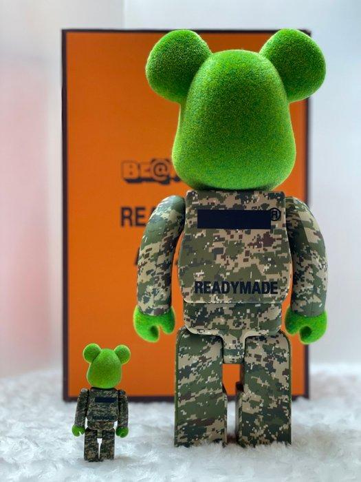 Medicom Toy - Beeldje - READYMADE F.C.R.B. BEARBRICK 400%, Antiquités & Art, Art | Objets design