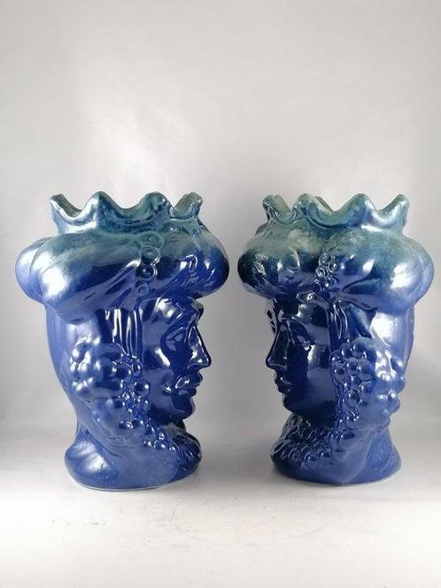 Vaas (2) - Majolica - Paar Moorse hoofden, Antiek en Kunst, Curiosa en Brocante