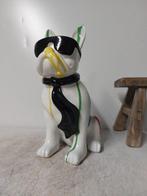 Beeld, statue dog color white with paint color - 28 cm -