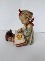 Goebel - Beeldje - Hummel “Bookworm” Figurine - TMK1 -
