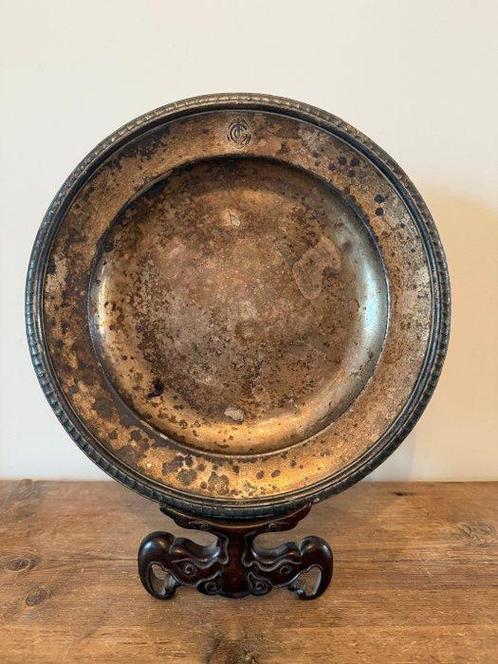 Bord - Mogenlijk verzilverd - Tin, Verzilverd - Pewter 18e, Antiek en Kunst, Antiek | Overige Antiek