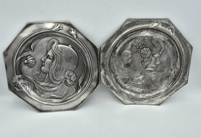 WMF / Geislingen - Plateau (2) - Plaqué(e) argent - Plateau, Antiek en Kunst, Kunst | Designobjecten