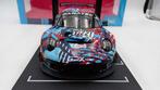 IXO 1:18 - Modelauto - Porsche 911 GT3 R test days 24h Spa