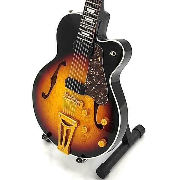 Miniatuur Gibson Super 400 gitaar met gratis standaard, Verzamelen, Film en Tv, Beeldje, Replica of Model, Nieuw, Verzenden