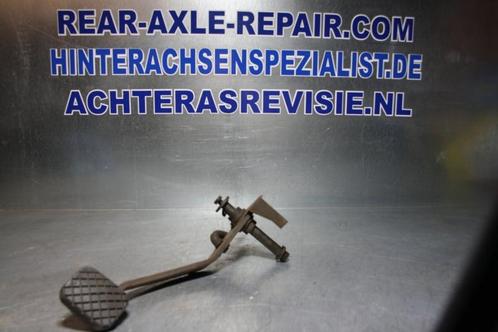 Koppelingspedaal met beugel van een Opel Kadett B, gebruikt., Auto-onderdelen, Interieur en Bekleding, Gebruikt, Opel, Verzenden