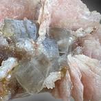 Gratis verzending naar Europa -> Roze Baryt met Fluoriet –, Verzamelen, Mineralen en Fossielen