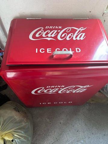 Koelkast - Metaal - Coca-Cola ijskast beschikbaar voor biedingen