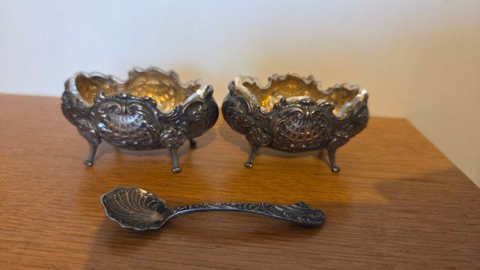 Zout- en pepervaatjes (3) - .1000 zilver, Antiek en Kunst, Antiek | Keukengerei