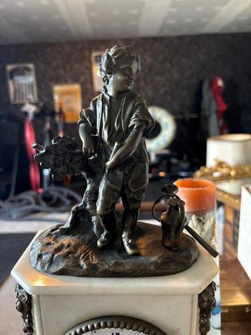 Horloge de cheminée avec personnage - Albâtre, Bronze,