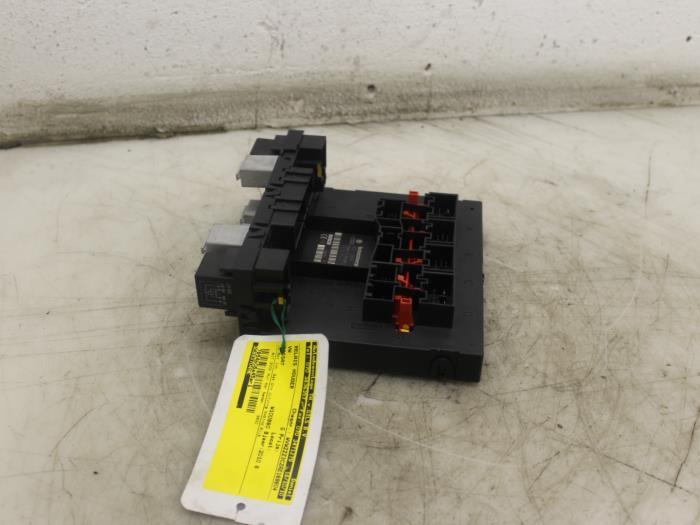 Zekeringkast Volkswagen Passat O69338, Auto-onderdelen, Elektronica en Kabels