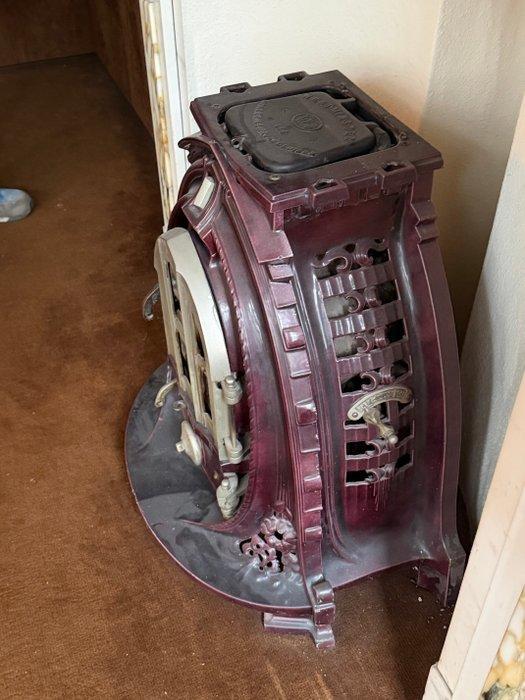 Deville Charleville - Deville Charleville Kachel - Gietijzer, Antiek en Kunst, Kunst | Designobjecten