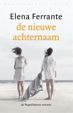 De nieuwe achternaam / De Napolitaanse romans 9789028451360, Boeken, Verzenden, Gelezen, Elena Ferrante