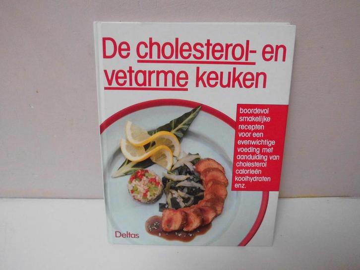 De cholesterol- en vetarme keuken 9789024349265 G. Holz, Boeken, Kookboeken, Gelezen, Verzenden