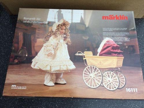 Märklin - 16111 - Poupée Puppenwagen mit Puppe - 1990-1999 -, Antiek en Kunst, Antiek | Speelgoed