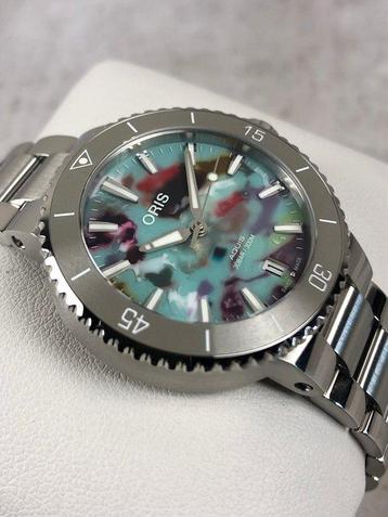 Oris - Aquis Date Upcycle Automatic - Zonder Minimumprijs - beschikbaar voor biedingen