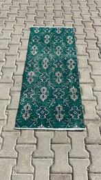 Handgemaakt vintage tapijt - Loper - 144 cm - 61 cm - Groene, Huis en Inrichting, Stoffering | Tapijten en Vloerkleden, Nieuw