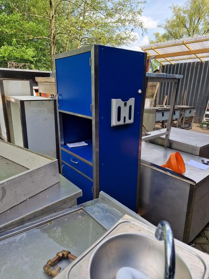 RVS staankast met trespa tbv Horeca, Articles professionnels, Horeca | Équipement de cuisine, Enlèvement ou Envoi