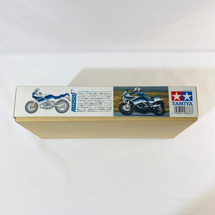 Tamiya 1:12 - Modelbouwdoos - Suzuki RG250 (RG250G) - 14024, Hobby en Vrije tijd, Modelauto's | 1:5 tot 1:12