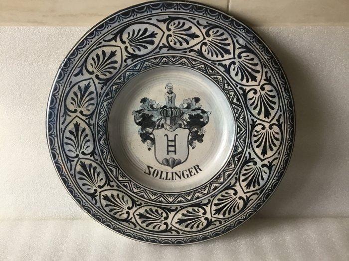 Schotel - Keramiek - Heraldiek stamboom Sollinger, Antiek en Kunst, Antiek | Glaswerk en Kristal