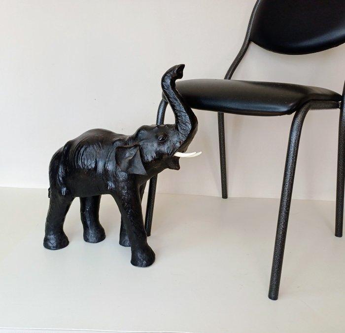 Liberty & Co. - Beeldje - 51 cm hoge olifant in - Leder, Antiek en Kunst, Curiosa en Brocante