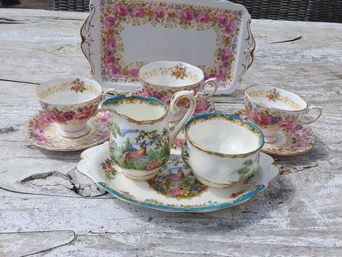 Royal Albert - Royal Albert - Tasse et soucoupe (5) -, Antiek en Kunst, Antiek | Meubels | Tafels