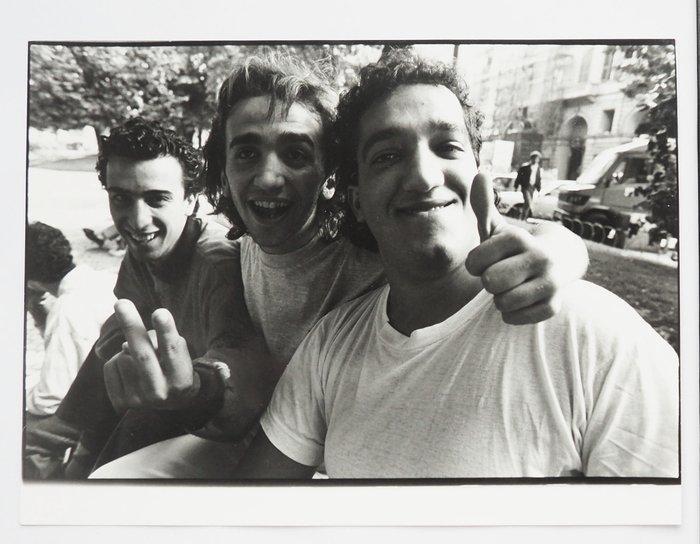 William Klein - Torino 90, Antiquités & Art, Art | Objets design