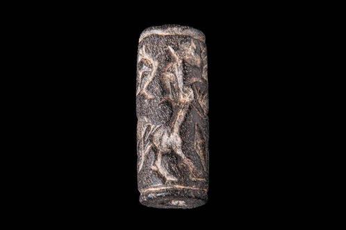 Elamite Bitumen Cilinderzegel - Oorspronkelijk, Antiek en Kunst, Antiek | Overige Antiek