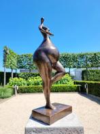 sculptuur, A large bronze woman - 58 cm - Brons, Antiek en Kunst