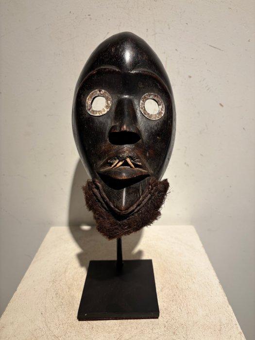 Dansmasker - Dan - Ivoorkust (Zonder minimumprijs), Antiek en Kunst, Kunst | Niet-Westerse kunst