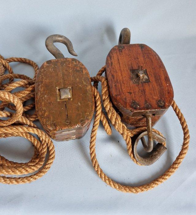 Katrollen (2) - Hout, IJzer, Messing, Antiek en Kunst, Curiosa en Brocante