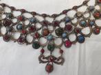 Ornement en argent et pierres de diverses couleurs - Abu