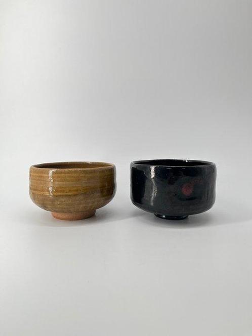 (1901~1997)/Inscribed - Chawan (2) -  Kuro-raku Raku, Antiek en Kunst, Antiek | Overige Antiek