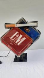 L&M cigarettes - Enseigne lumineuse - Métal, plastique