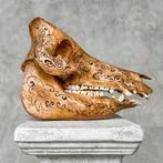PAS DE PRIX DE RESERVE - Sanglier sculpté patiné brun -
