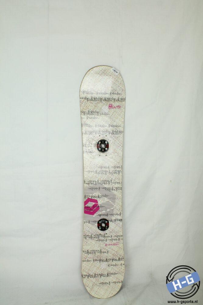 Refurbished - Snowboard - Freedom Fluro - 147, Sport en Fitness, Snowboarden, Board, Gebruikt, Ophalen of Verzenden