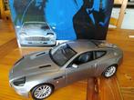 Kyosho 1:12 - Modelauto -Aston Martin V12 Vanquish James, Nieuw